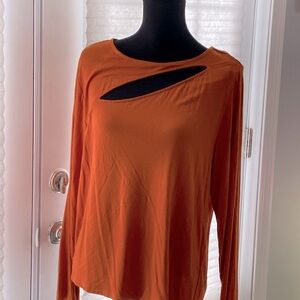 Eloquii Long Sleeve Cutout Tee Size 18/20